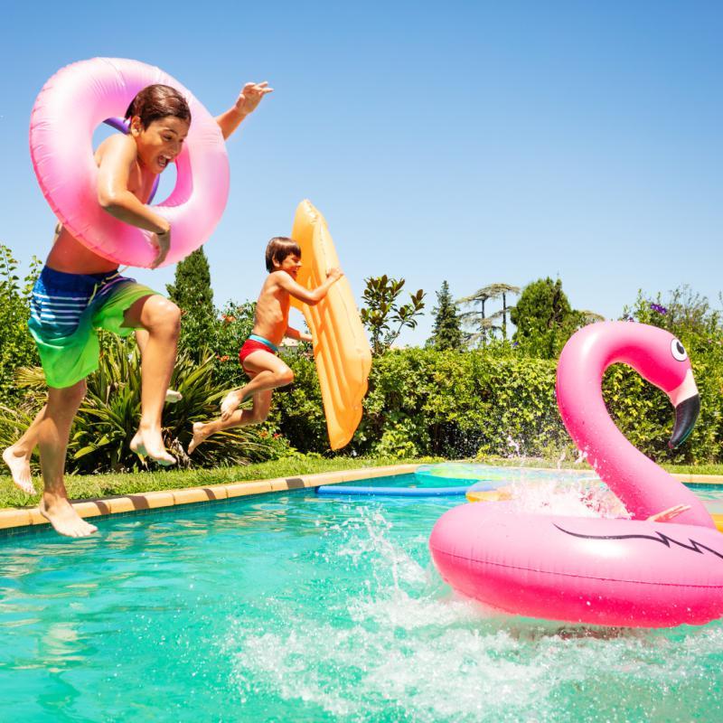 Fazenda, Ravena, 3 Quartos, 5 Vagas, 1 Suíte