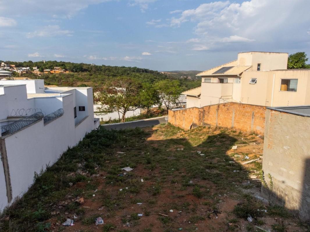 Lote, Residencial Visão, 0 Quarto, 0 Vaga
