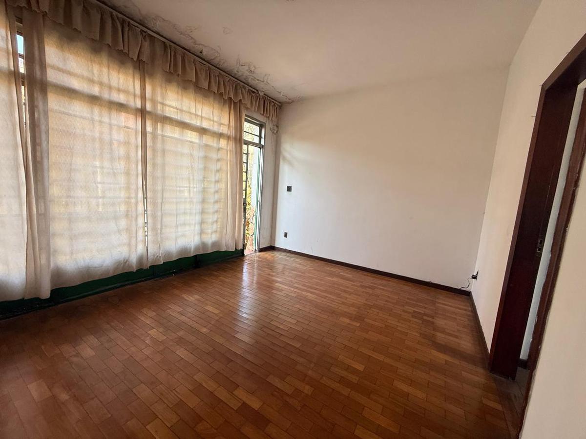 Casa, Cachoeirinha, 3 Quartos, 4 Vagas