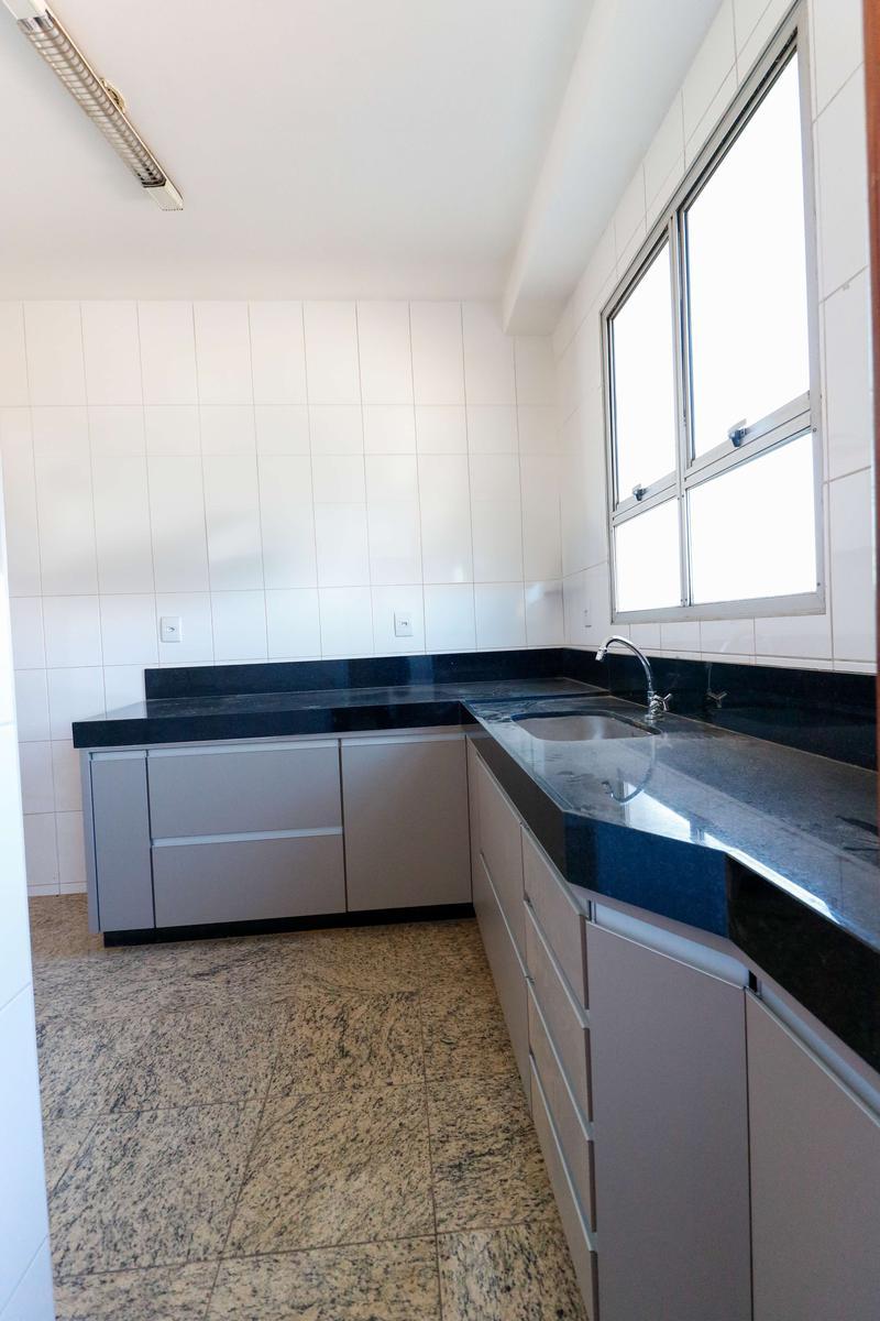 Cobertura, Castelo, 3 Quartos, 2 Vagas, 1 Suíte