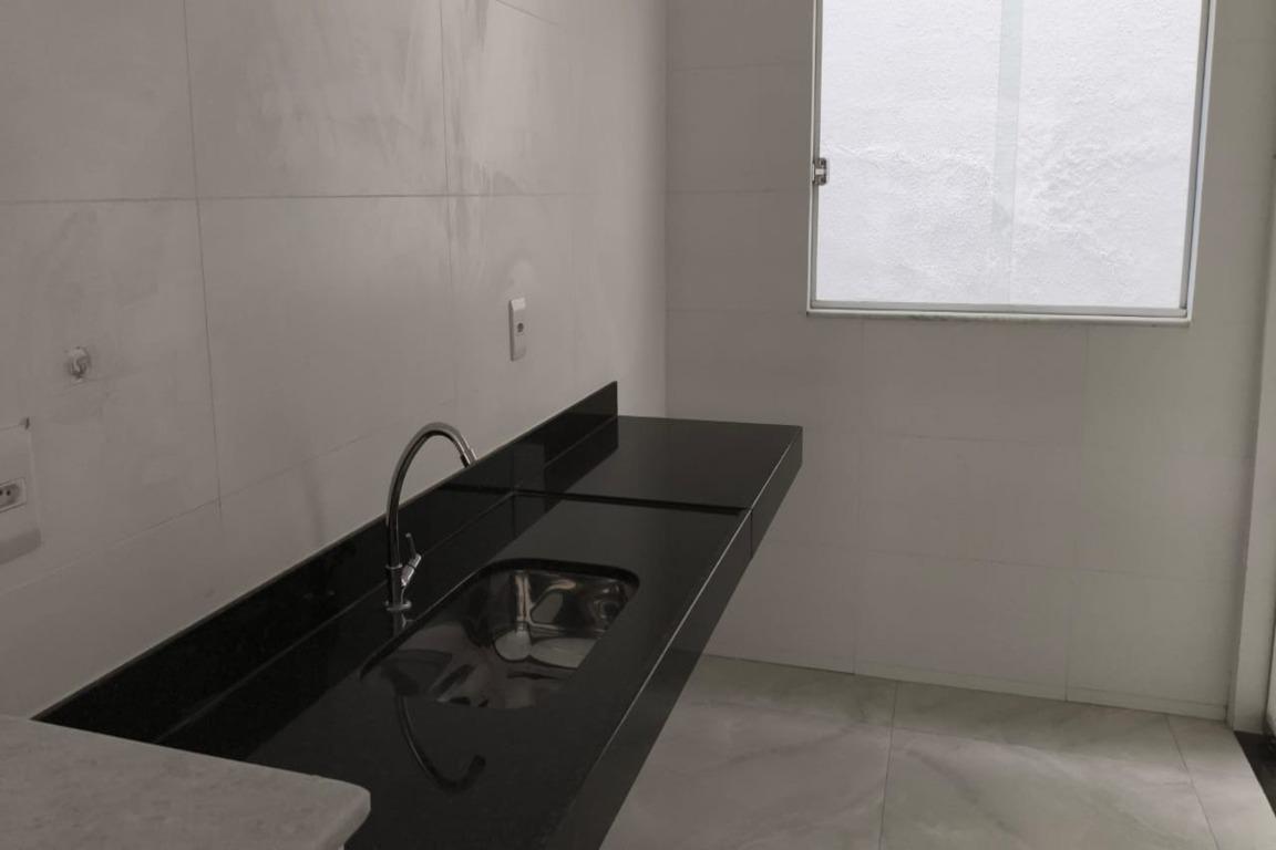 Casa, Planalto, 2 Quartos, 1 Vaga, 2 Suítes