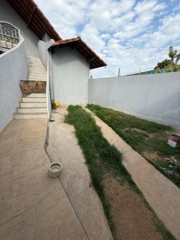 Casa, Ressaca, 2 Quartos, 2 Vagas