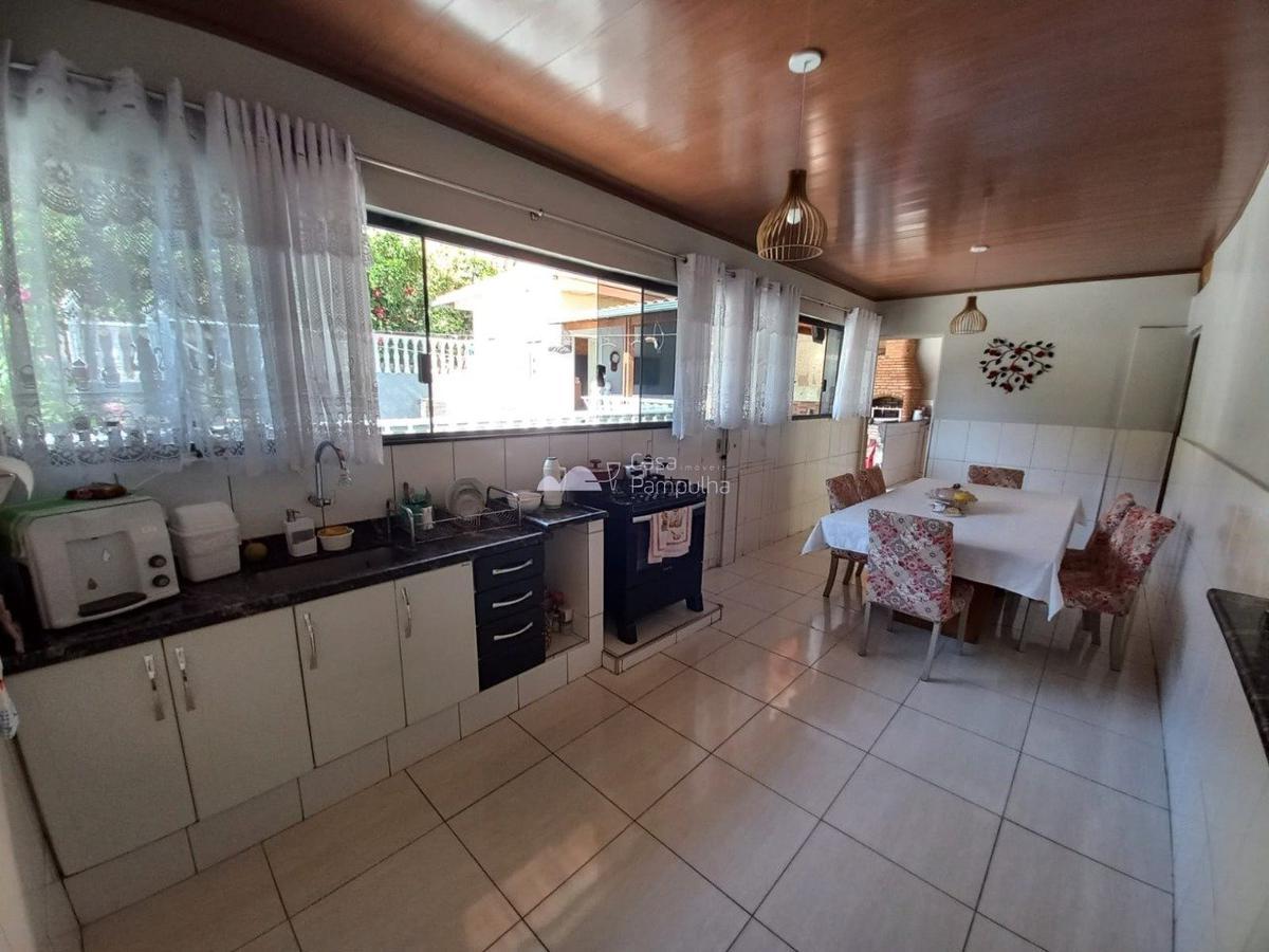 Casa, Conjunto Minascaixa, 3 Quartos, 2 Vagas, 1 Suíte