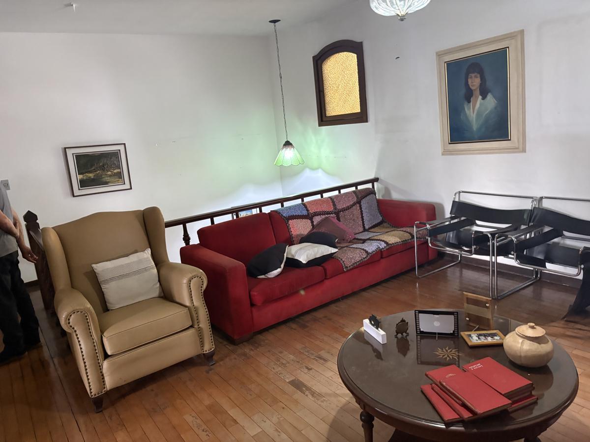 Casa, Vila Paris, 5 Quartos, 3 Vagas, 1 Suíte