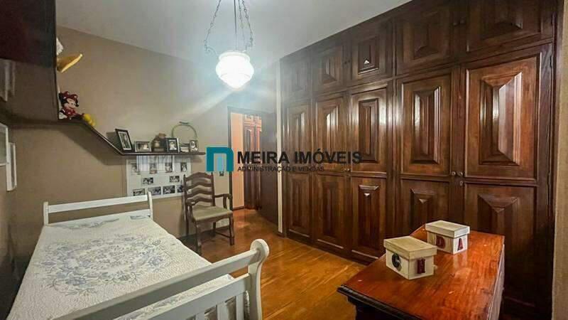 Casa, Comiteco, 5 Quartos, 6 Vagas, 2 Suítes