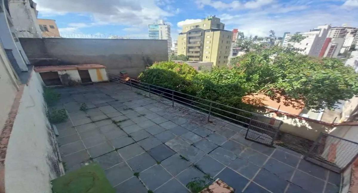 Casa, Cidade Nova, 5 Quartos, 3 Vagas, 1 Suíte