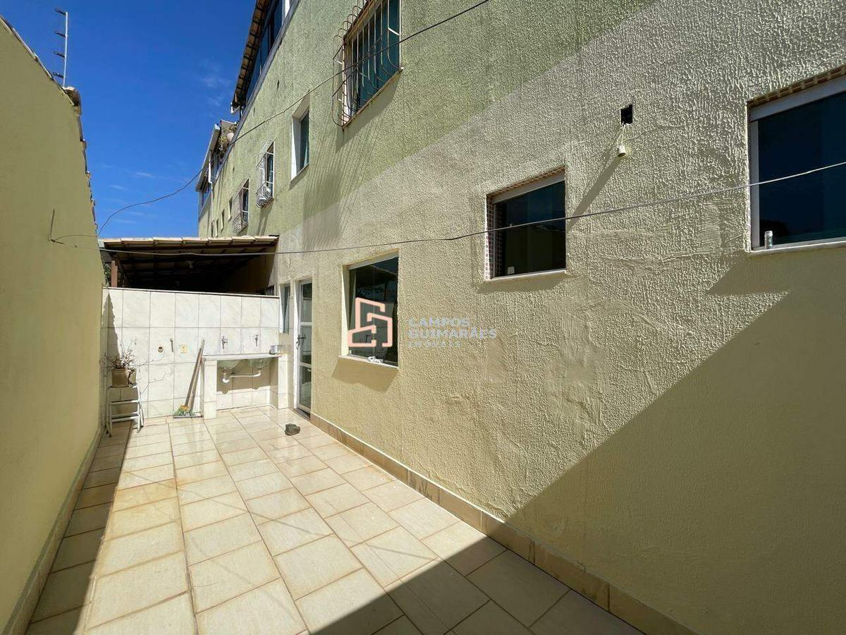 Casa, Cabral, 2 Quartos, 1 Vaga, 1 Suíte