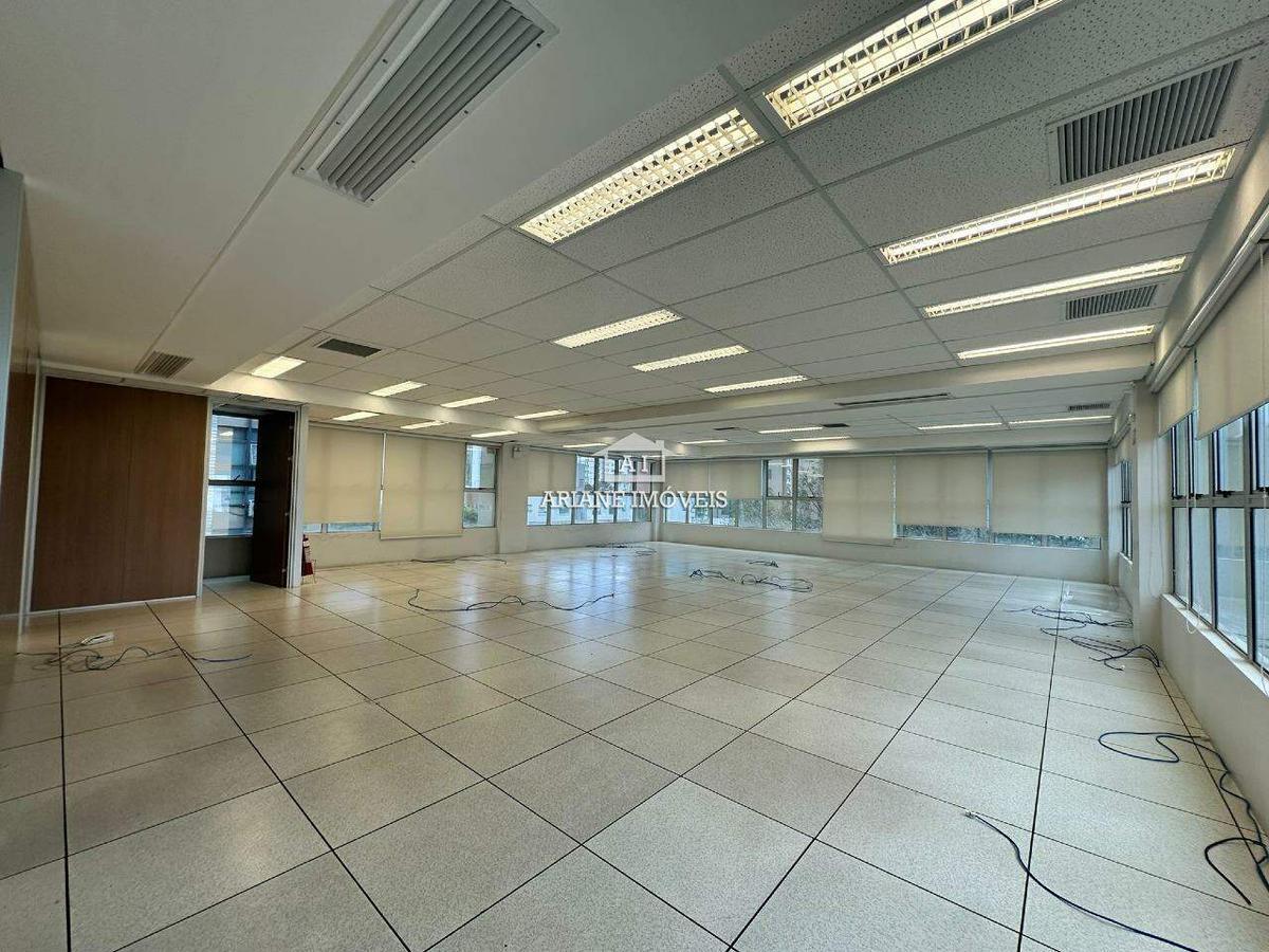 Sala, Savassi, 0 Quarto, 2 Vagas