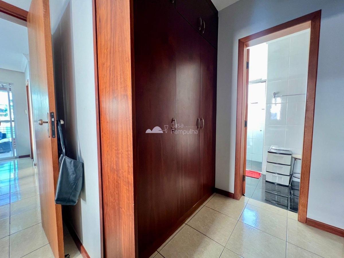 Apartamento, Itapoã, 4 Quartos, 2 Vagas, 2 Suítes