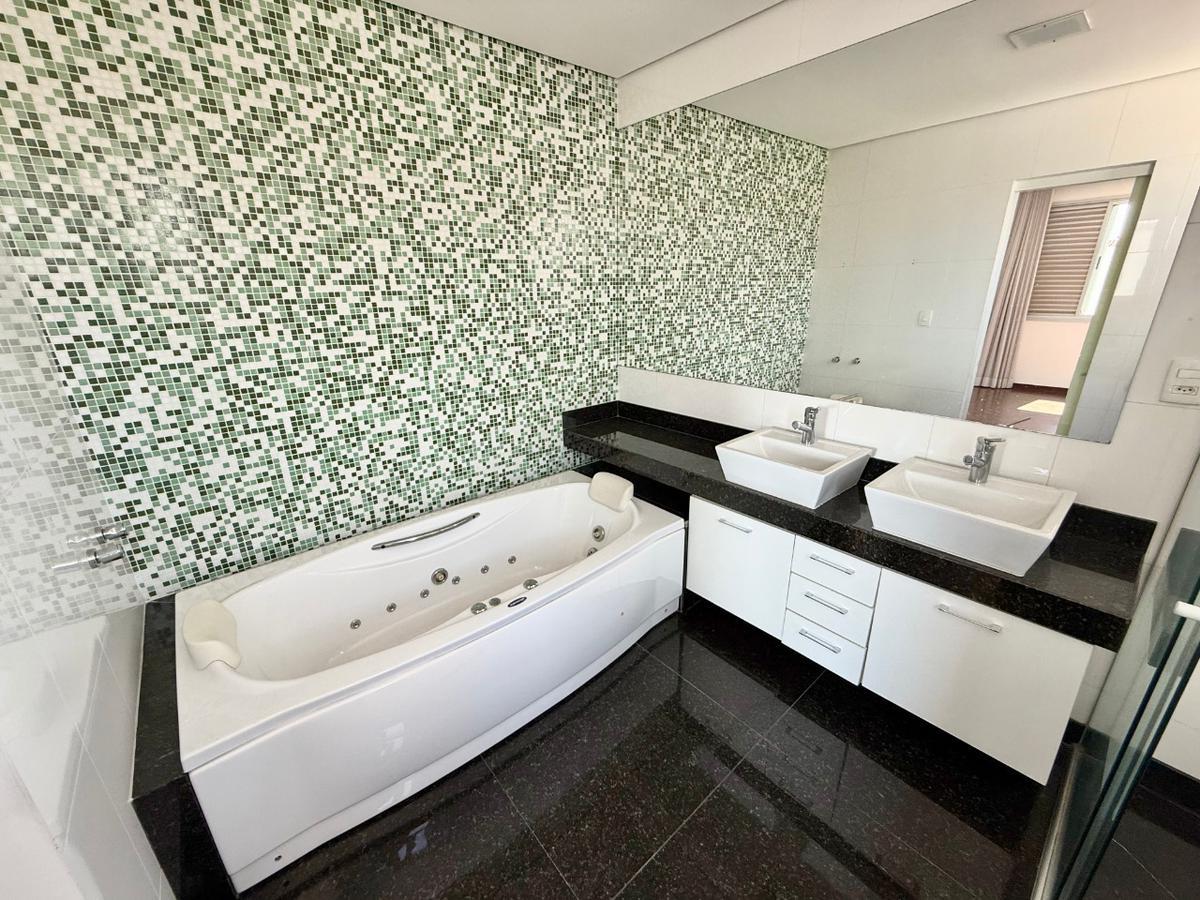 Apartamento, São José, 3 Quartos, 3 Vagas, 2 Suítes