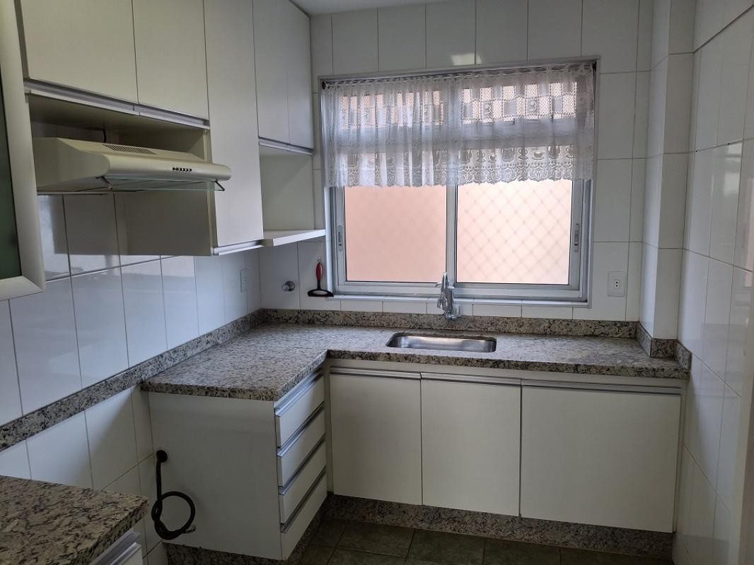 Apartamento, Estoril, 3 Quartos, 2 Vagas, 1 Suíte