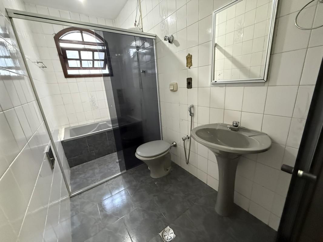 Casa, Filadélfia, 4 Quartos, 2 Vagas, 2 Suítes