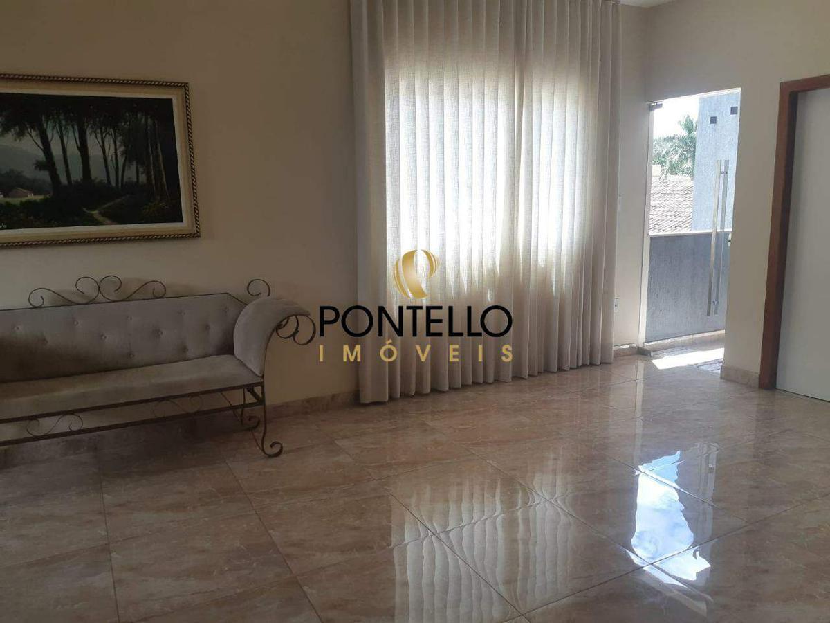 Casa, São João, 6 Quartos, 2 Vagas, 2 Suítes