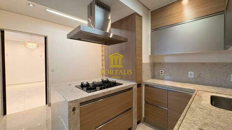 Apartamento, Sion, 4 Quartos, 2 Vagas, 1 Suíte