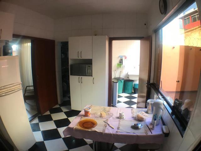 Casa, Fernão Dias, 4 Quartos, 7 Vagas, 2 Suítes