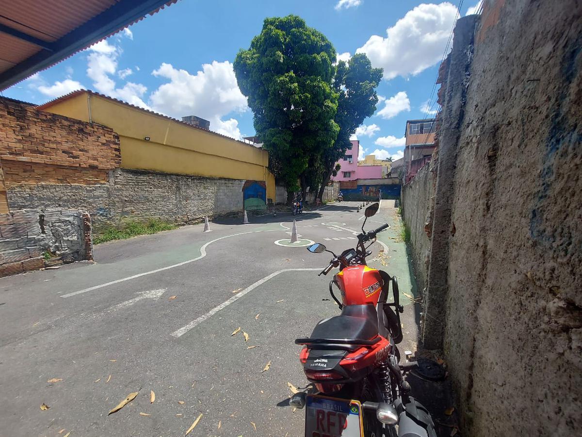 Lote, Santa Cruz, 0 Quarto, 0 Vaga