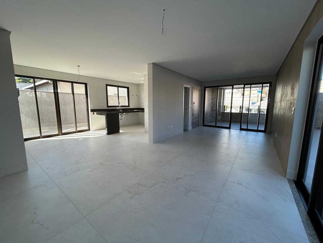 Apartamento, Jaraguá, 4 Quartos, 3 Vagas, 4 Suítes