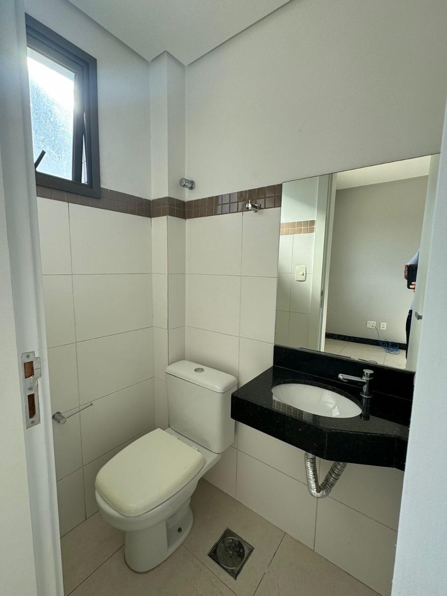 Prédio, Castelo, 0 Quarto, 3 Vagas