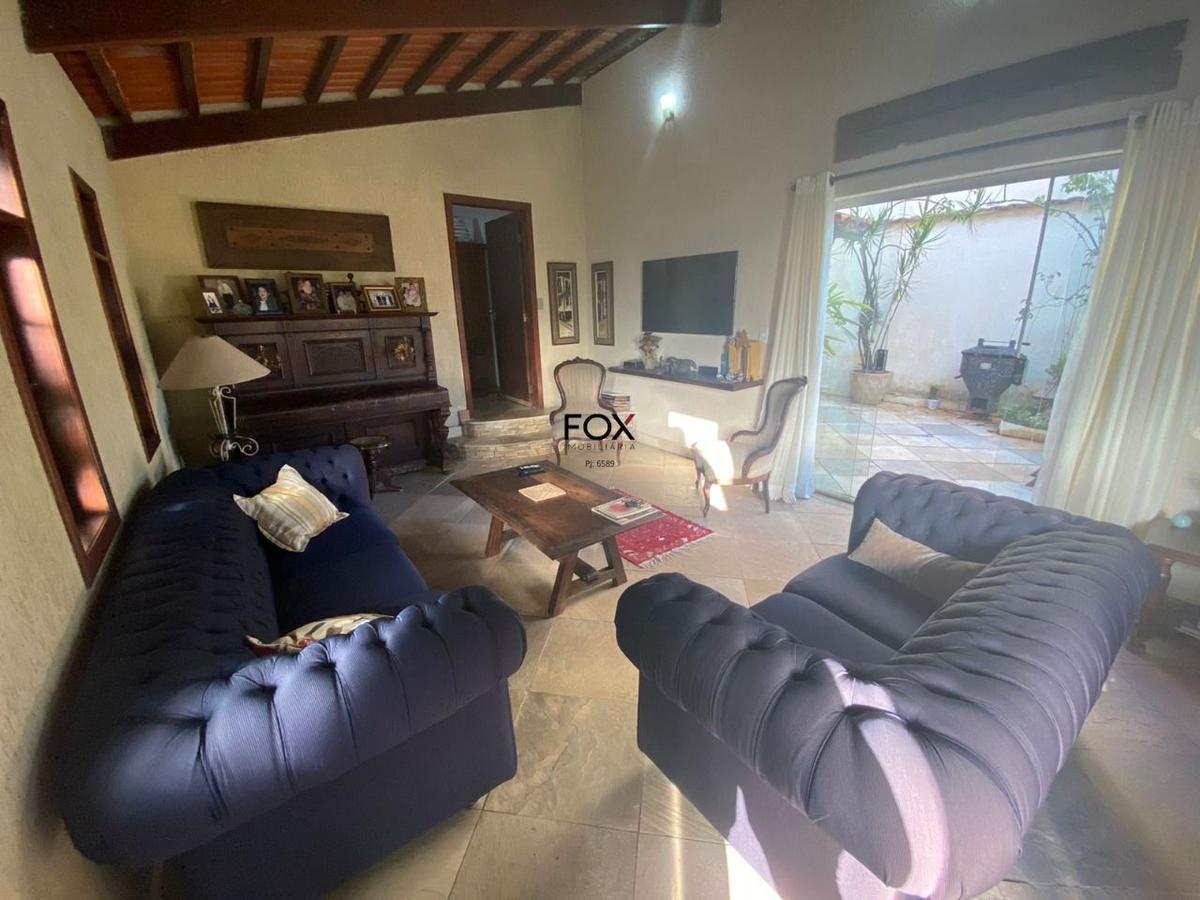 Casa, Havaí, 5 Quartos, 7 Vagas, 2 Suítes