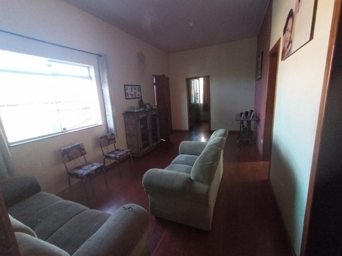 Casa, Centro, 4 Quartos, 8 Vagas