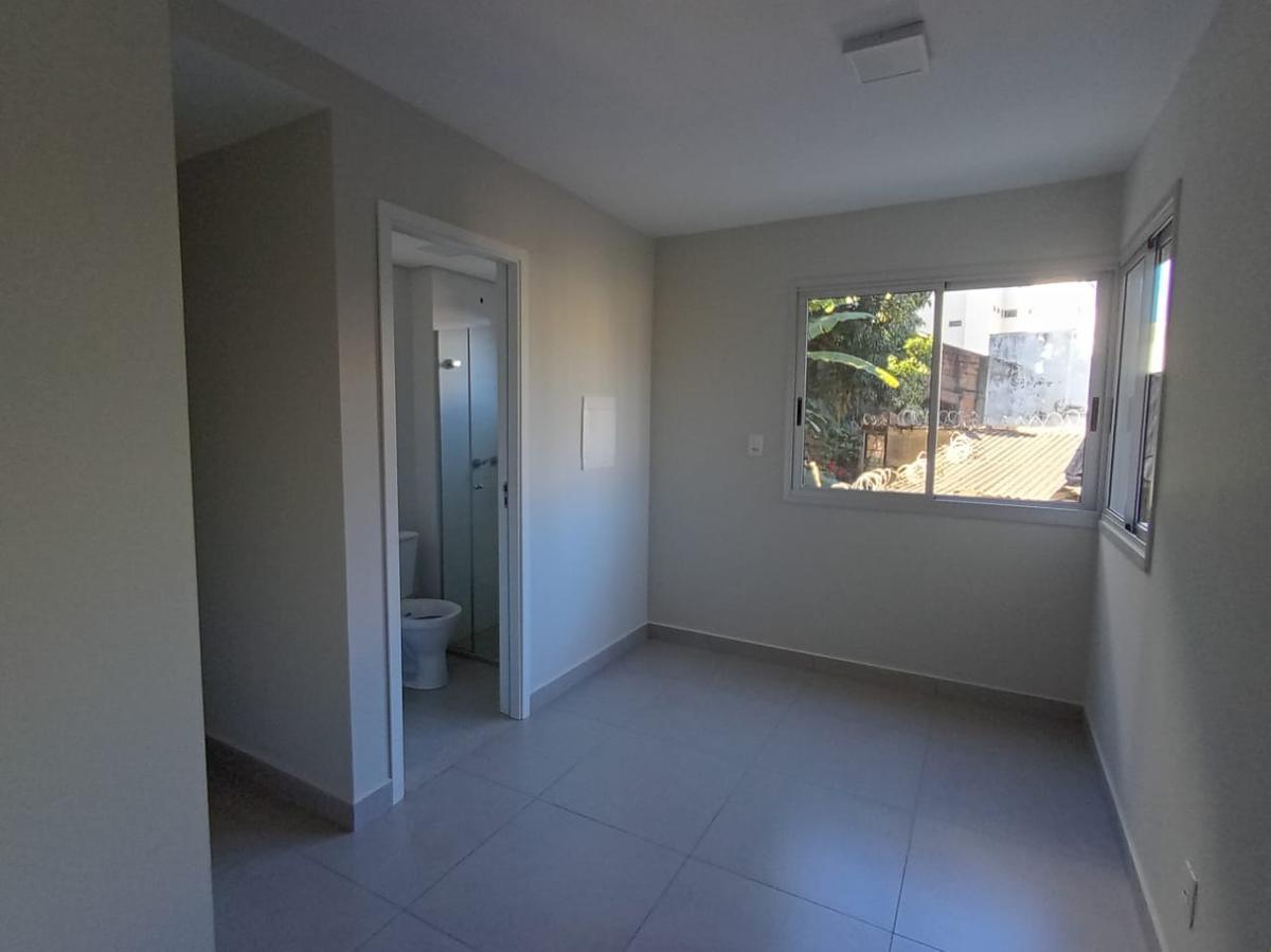 Apartamento, Floresta, 1 Quarto, 0 Vaga