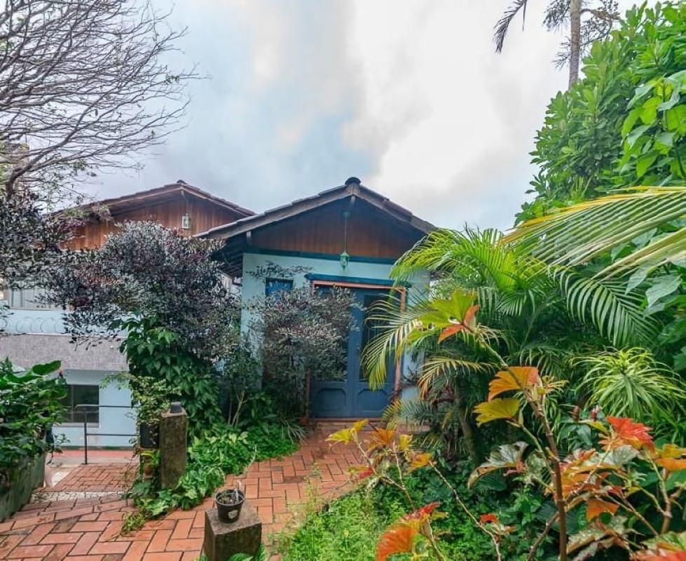 Casa, Barreiro, 5 Quartos, 2 Vagas, 1 Suíte