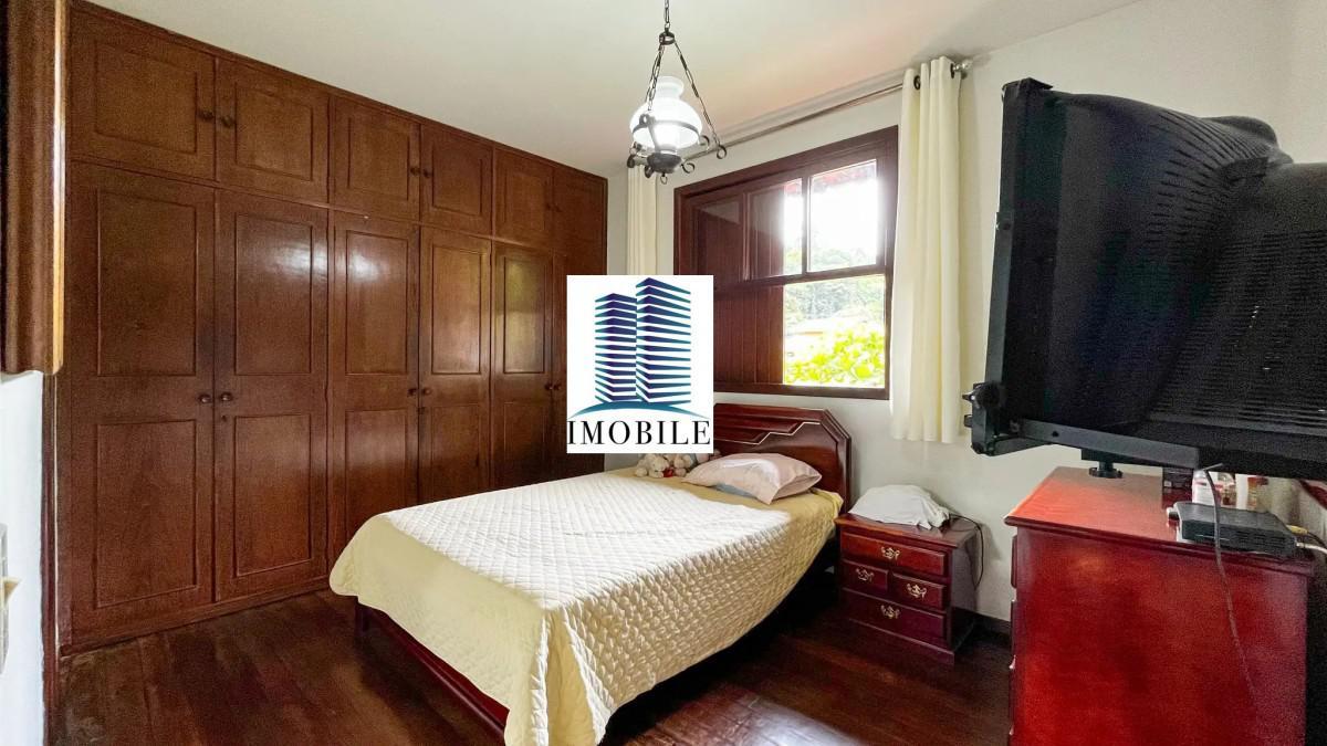 Casa, Luxemburgo, 4 Quartos, 4 Vagas, 2 Suítes