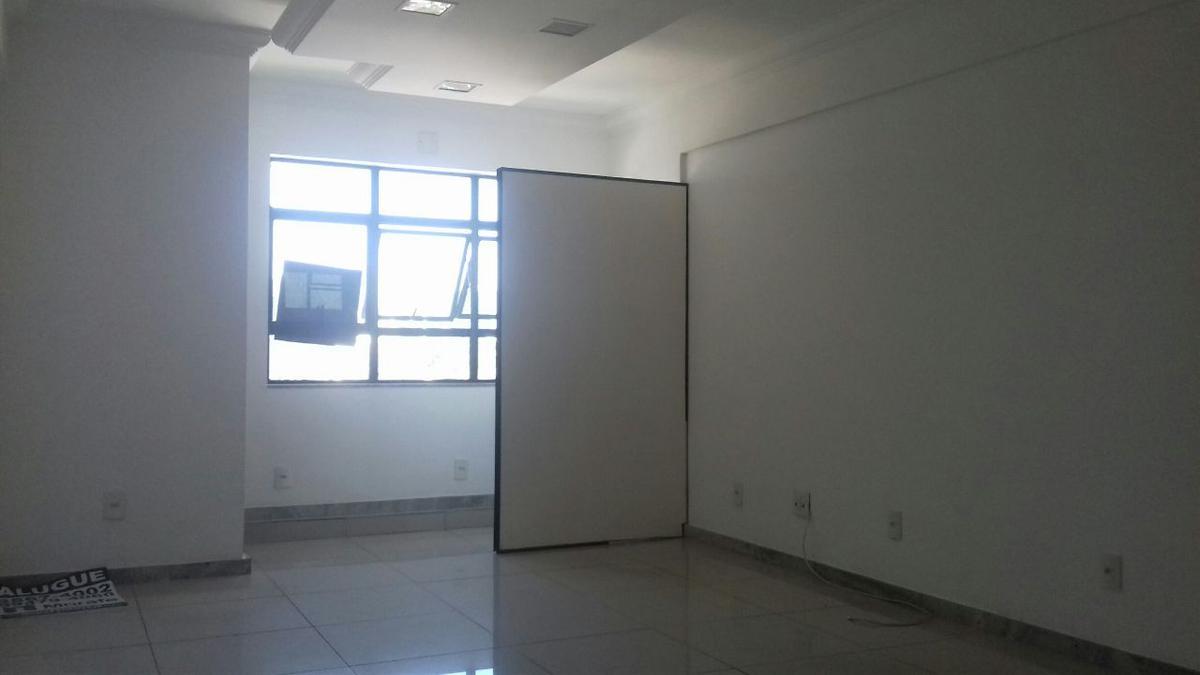 Sala, Barro Preto, 0 Quarto, 0 Vaga, 0 Suíte