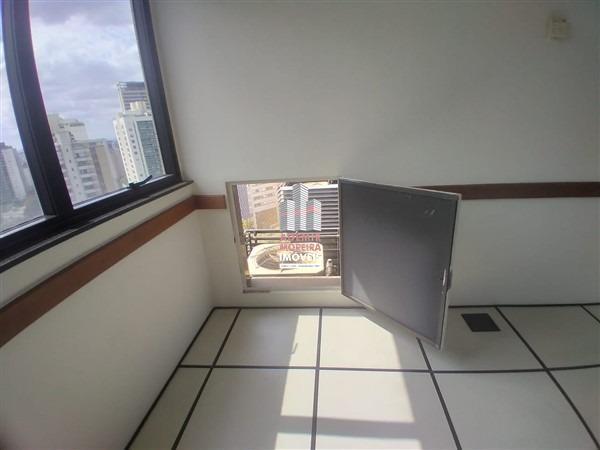 Prédio, Centro, 4 Vagas