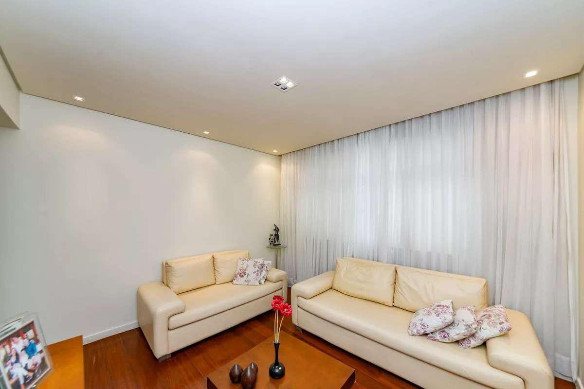 Apartamento, Coração de Jesus, 3 Quartos, 1 Vaga, 1 Suíte