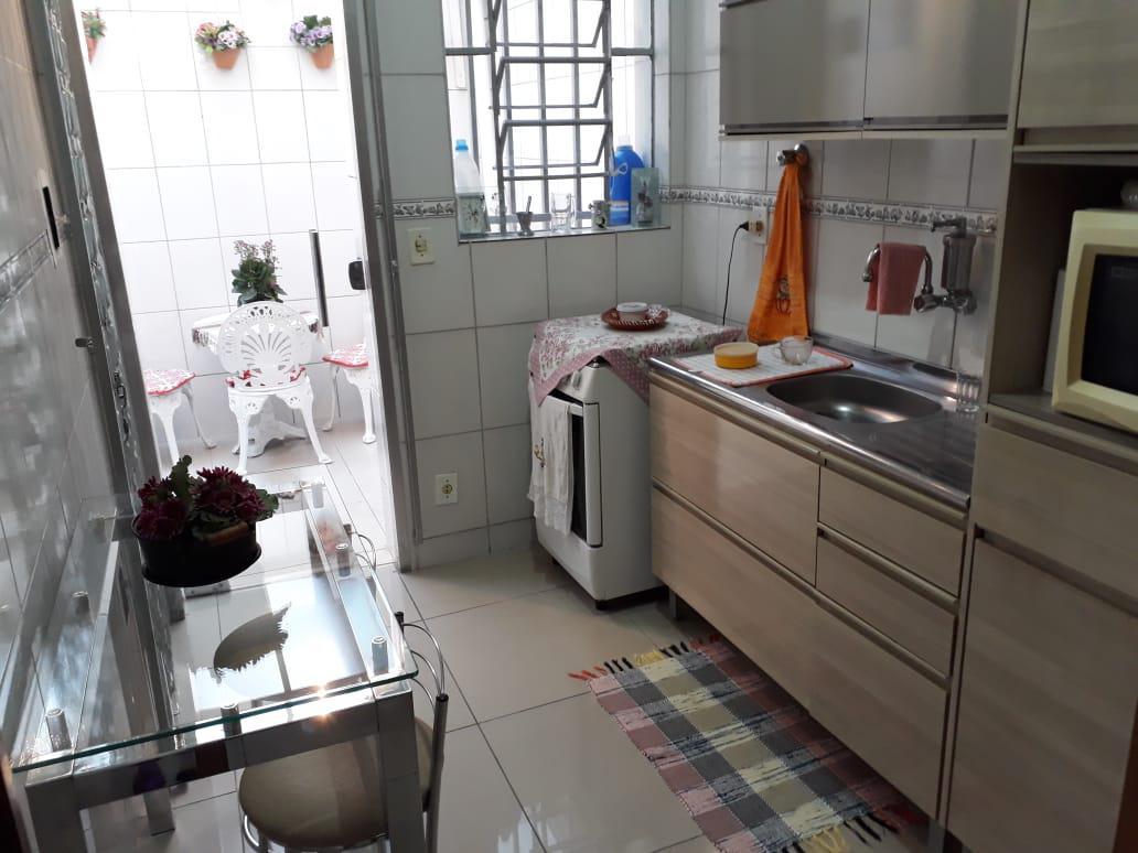 Casa, Vila Clóris, 2 Quartos, 1 Vaga, 1 Suíte