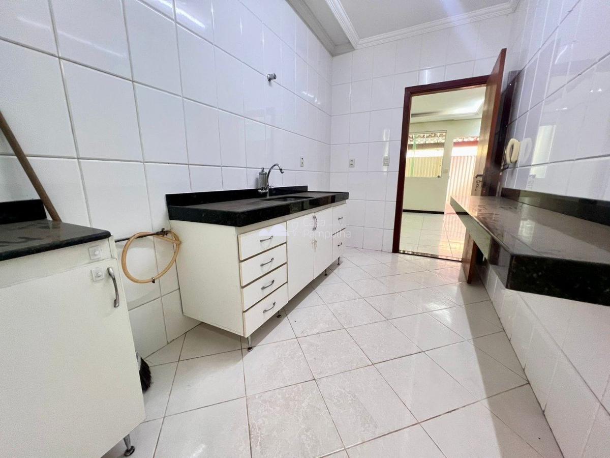 Casa, Santa Branca, 2 Quartos, 2 Vagas