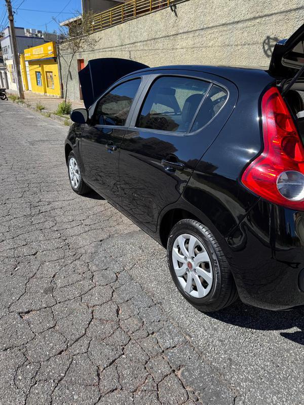 Fiat Palio Attractive 1.0 Evo Fire Flex 8v 5p