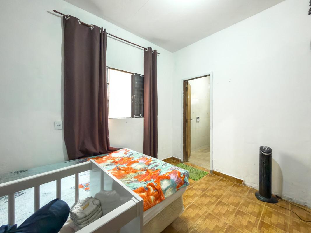 Casa, Confisco, 6 Quartos, 2 Vagas, 2 Suítes