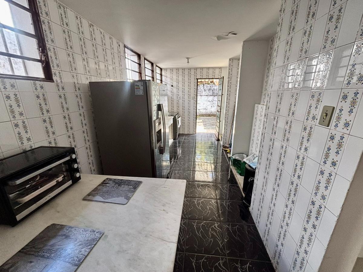 Casa, São José, 4 Quartos, 6 Vagas, 1 Suíte