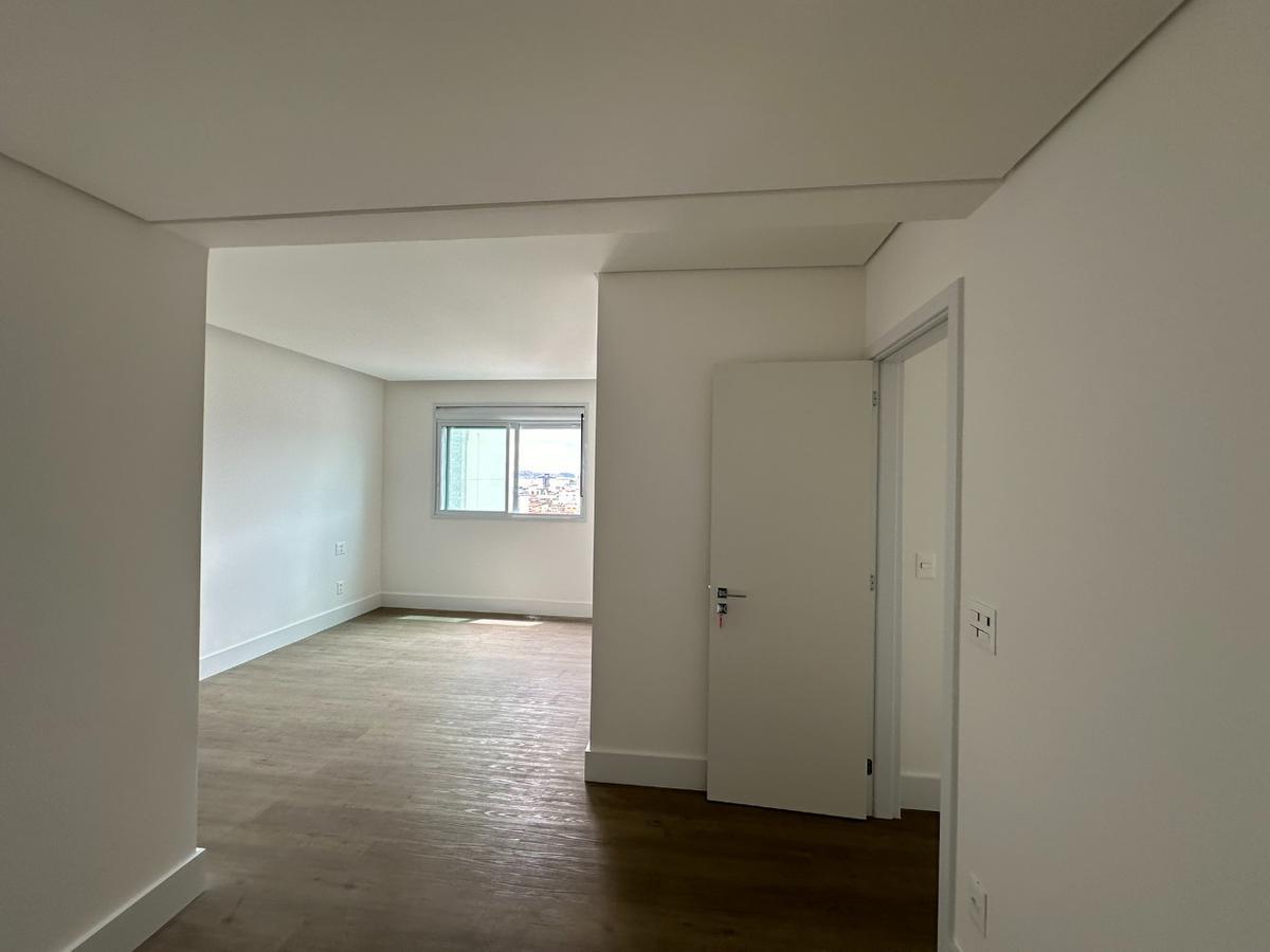 Apartamento, Cidade Nova, 4 Quartos, 3 Vagas, 2 Suítes