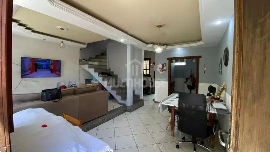 Casa, Jardim Guanabara, 4 Quartos, 2 Vagas, 4 Suítes