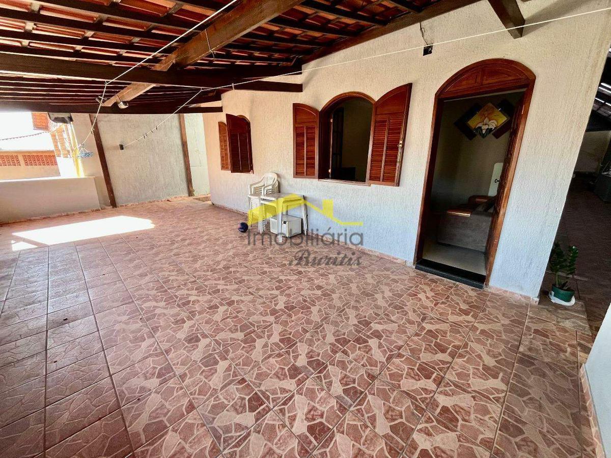 Casa, Estrela do Oriente, 3 Quartos, 2 Vagas, 1 Suíte