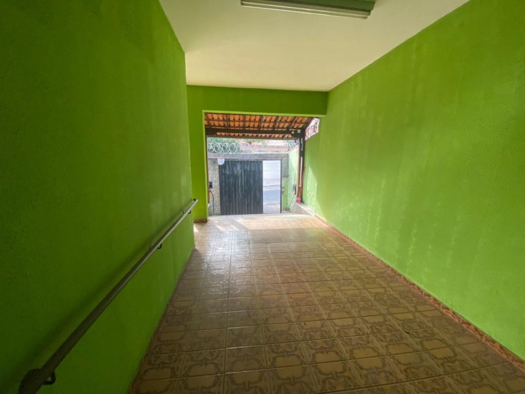 Casa, Tirol, 4 Quartos, 2 Vagas, 1 Suíte