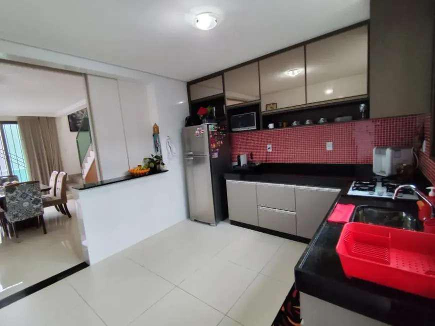 Casa, Trevo, 3 Quartos, 2 Vagas, 1 Suíte