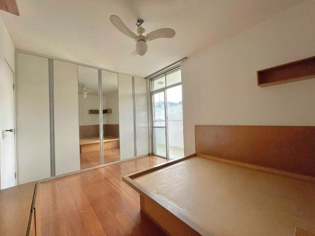Apartamento, Vila Paris, 4 Quartos, 2 Vagas, 1 Suíte