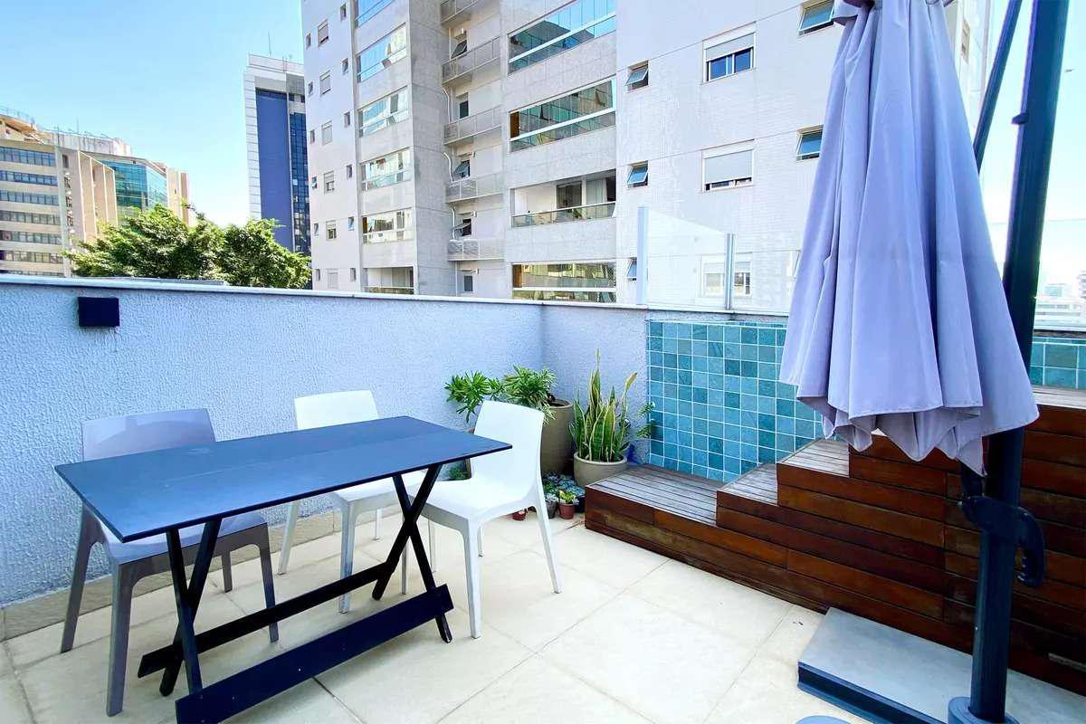 Cobertura, Serra, 3 Quartos, 2 Vagas, 1 Suíte