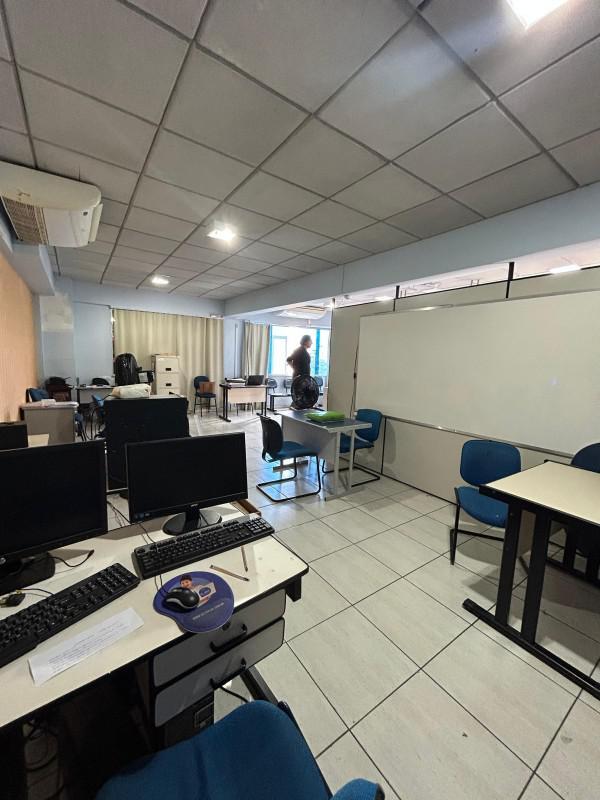 Andar, Liberdade, 4 Quartos, 13 Vagas