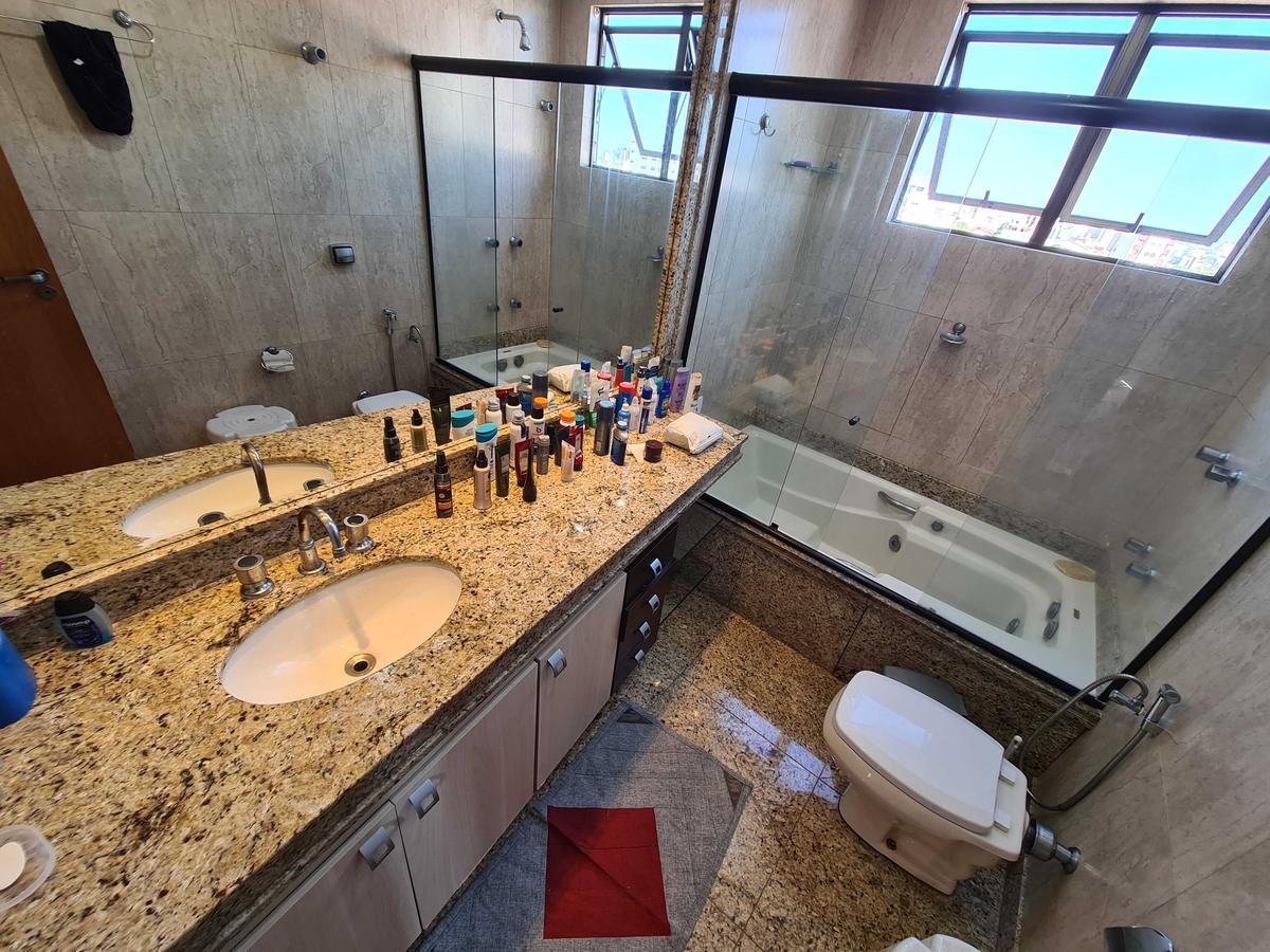 Apartamento, Ouro Preto, 4 Quartos, 4 Vagas, 2 Suítes