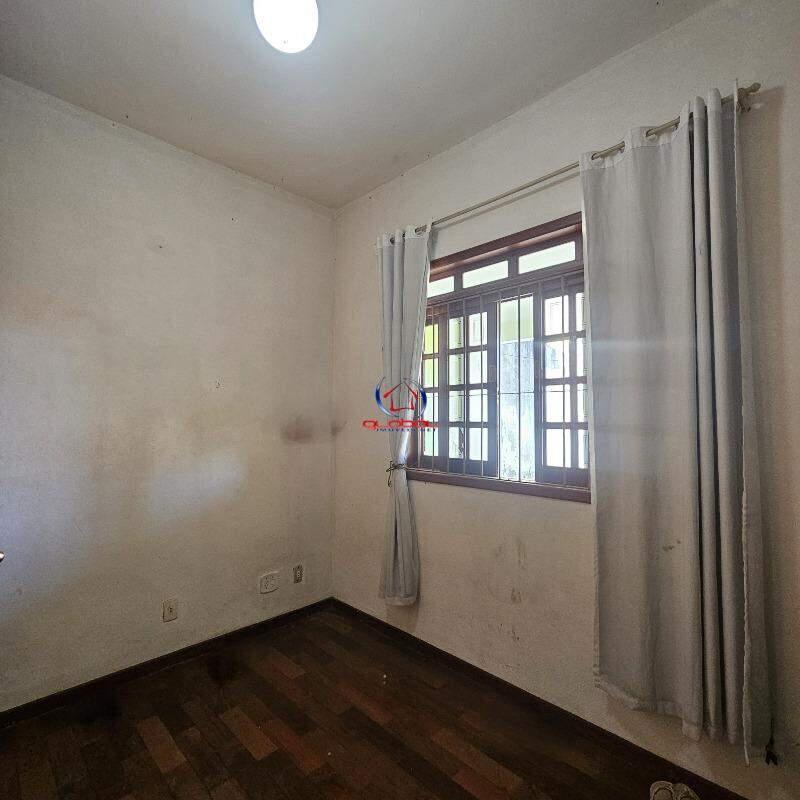 Casa, Ouro Preto, 4 Quartos, 2 Vagas, 2 Suítes