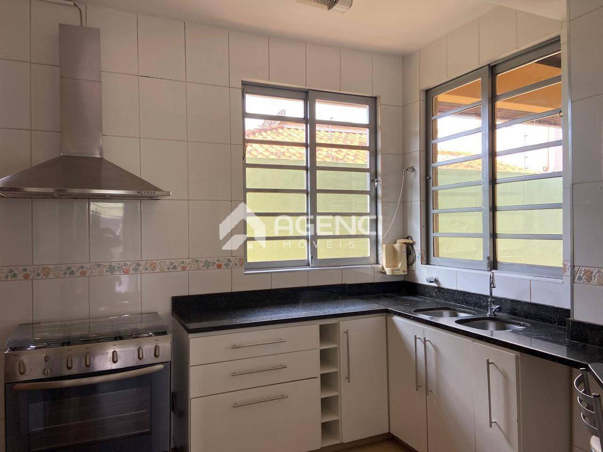 Casa, Vale do Sol, 4 Quartos, 0 Vaga, 2 Suítes