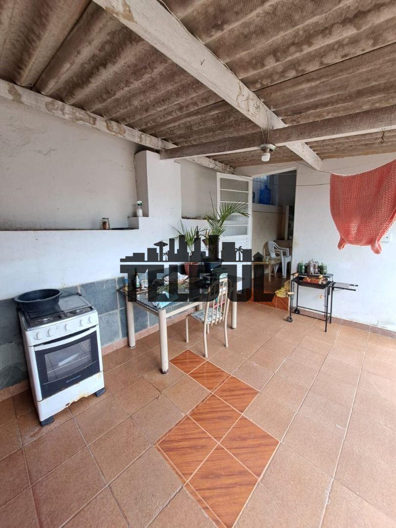 Casa, Pinheiros, 3 Quartos, 2 Vagas, 1 Suíte