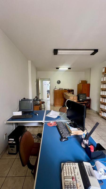Sala, Centro, 0 Quarto, 1 Vaga