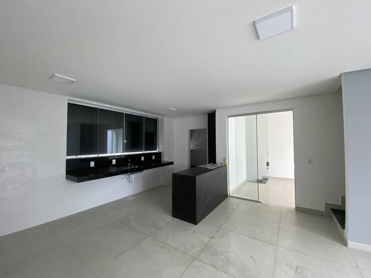 Casa, Nova Tijuca, 3 Quartos, 2 Vagas, 1 Suíte