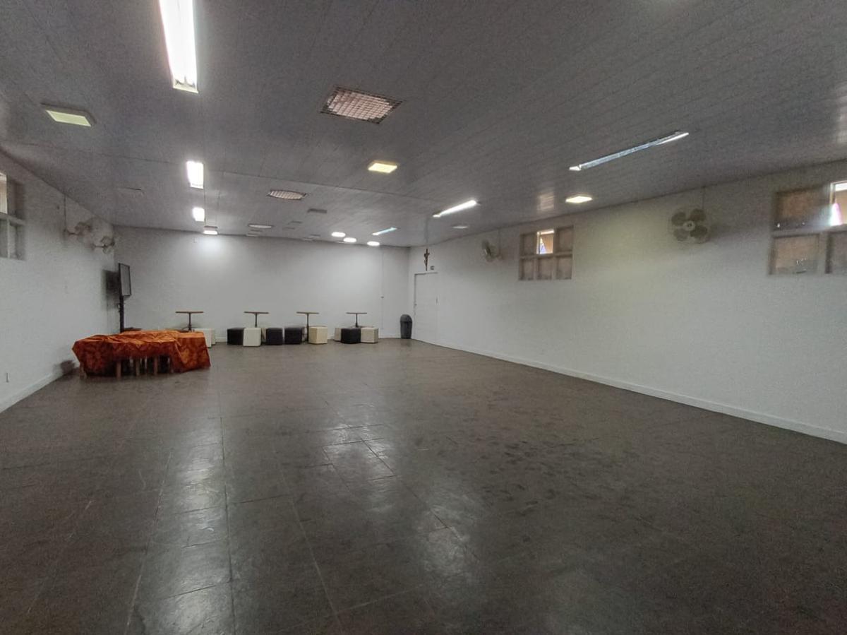 Casa Comercial, Liberdade, 0 Quarto, 0 Vaga